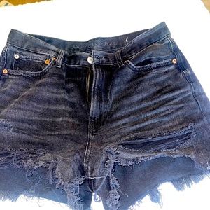 American eagle mom/high waisted shorts